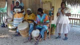 Traditional Garifuna drumming  Paranda with Warasa [upl. by Pero375]