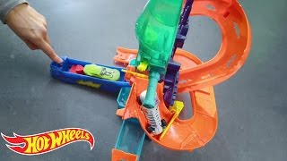 GIANT CREATURES TAKEOVER  Hot Wheels City  HotWheels [upl. by Parthena511]