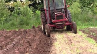 How to plough a field  basic instructions [upl. by Clarita]